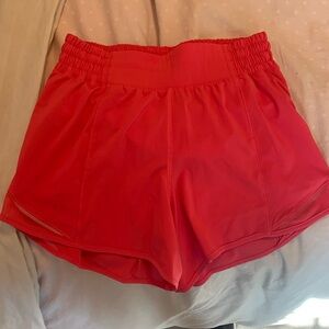 Lululemon Hotty Hot shorts